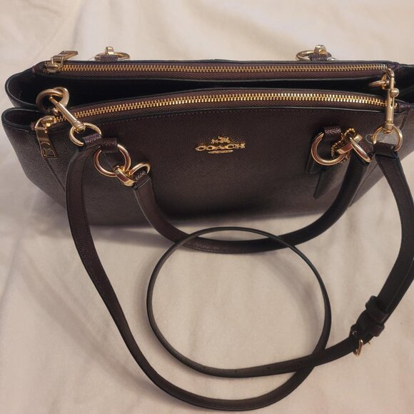 Coach Small Christie Carryall in Cross-grain Leather Oxblood Color NWT - Picture 9 of 13